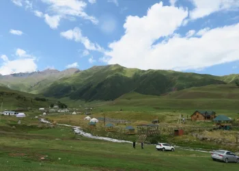 Kırgızistan’ın cazibe merkezi: Çunkurçak Vadisi