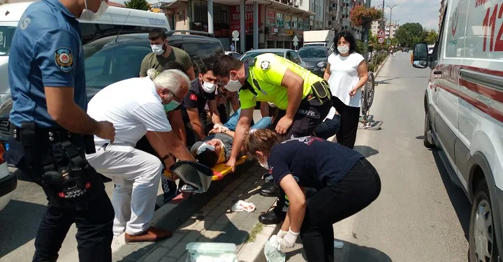 İnegöl’de otomobil ile bisiklet çarpıştı