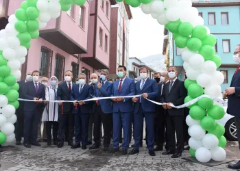 Bursa’da tarihi hisar bölgesindeki sokaklar yenileniyor