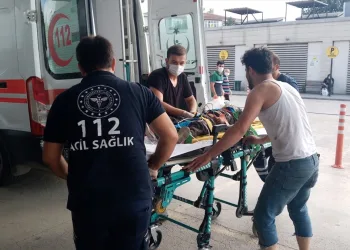 Bursa’da çatıdan düşen 2 çocuk ağır yaralandı