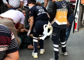 Bursa’da yolcu minibüsü yayaya çarptı