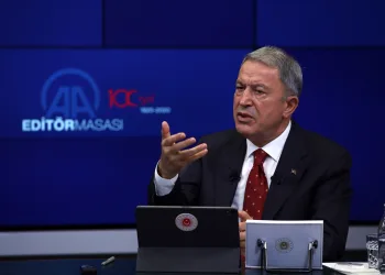 Milli Savunma Bakanı Hulusi Akar’dan kritik mesajlar