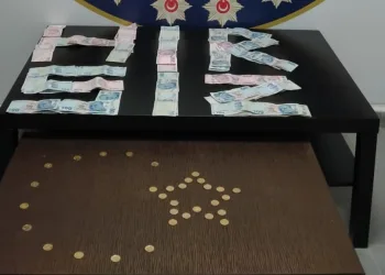 Bursa’da patronunun altın ve paralarını çalan hırsız yakalandı