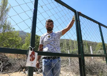 İzmir’de roman vatandaşların çadırları mühürlendi, 36 bin TL ceza kesildi