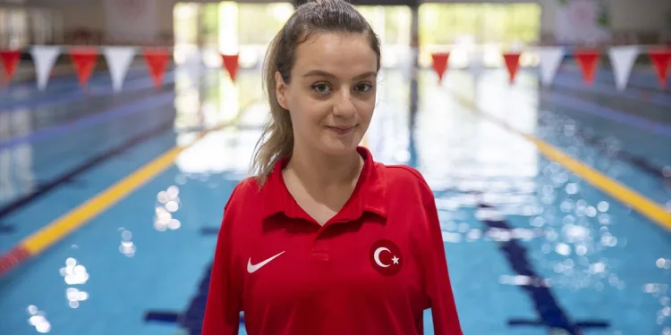 Şampiyon yüzücü Sümeyye Boyacı’nın olimpiyatlarda hedefi altın madalya