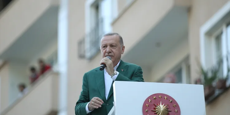 Cumhurbaşkanı Erdoğan selin vurduğu Giresun’da