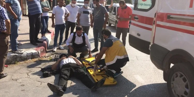 İnegöl’de kamyonetle motosiklet çarpıştı