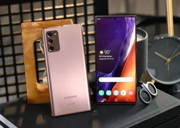 Galaxy Note20 Ultra’ya “En İyi Akıllı Telefon Ekranı Ödülü”