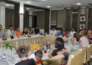 Bursa Büyükşehir Belediyespor Efelerine kupa öncesi moral yemeği