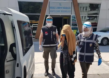 Hırsız, kendini yakalayan polisleri tebrik etti