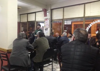 Karantinadan sıkılıp kahvehaneye gitti, yakalandı