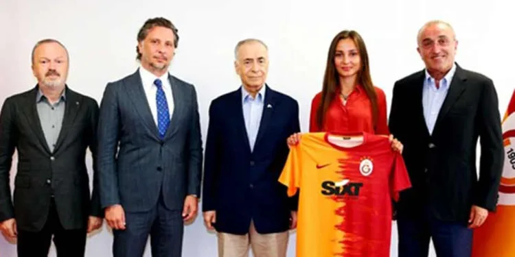 Galatasaray’ın yeni forma sponsoru SIXT oldu