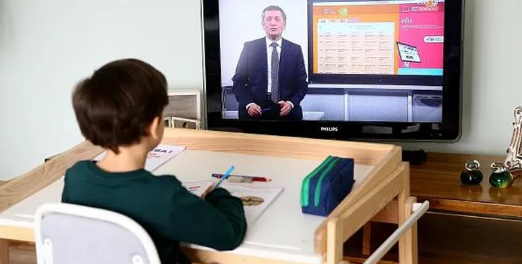 MEB, uzaktan eğitim döneminin yol haritasını açıkladı