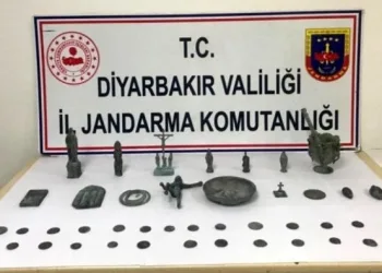 Diyarbakır’da tarihi eser operasyonu