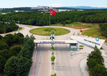 Üniversite tarihindeki ilk online seçim Tıp Fakültesi’nde yapıldı