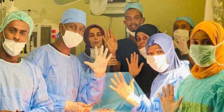Somali’de beşiz dünyaya geldi