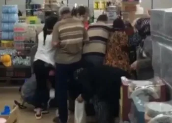 30 kuruşluk kavanoz kapağı için birbirlerini ezdiler
