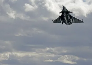 Fransa, Yunanistan’a savaş uçağı hibe ediyor