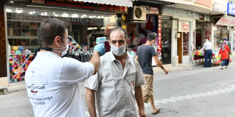 Mustafakemalpaşa’da geniş kapsamlı virüs denetimi
