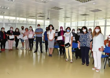 32 OSMEK kursiyerinin mezuniyet heyecanı