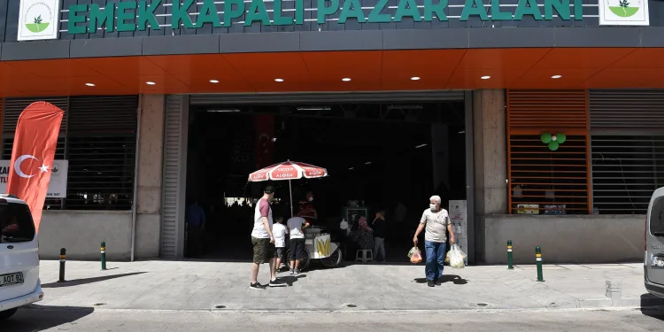 Osmangazi Emek’e değer, pazara konfor getiren yatırım