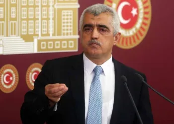 HDP’li Gergerlioğlu: “Pandemi hastanelerinde hekimler istifa ediyor”