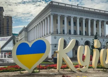 Ukrayna sınırlarını yeniden kapatma kararı aldı