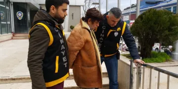 Bursa’da kızını bıçaklayan sanığın yargılanmasına devam edildi