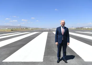 Bakan Karaismailoğlu: “48 ülke ile uçuş trafiğimizi sürdürüyoruz”