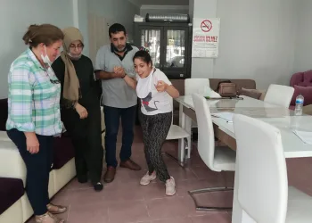 Bursalı Berna’nın yürüyebilmesi için gereken para toplandı