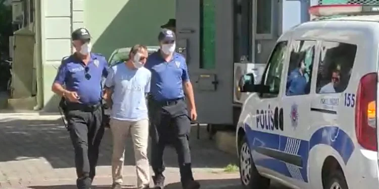 Bilecik’ten Bursa’ya uyuşturucu taşırken yakalandı