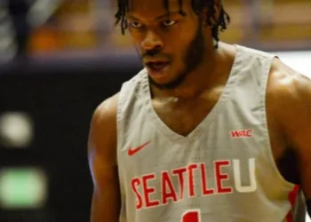 Birleşik Amerikalı Carter, BUDO Gemlik Basketbol’da