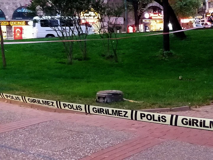 Bursa’da türbenin yanında şüpheli paket paniği