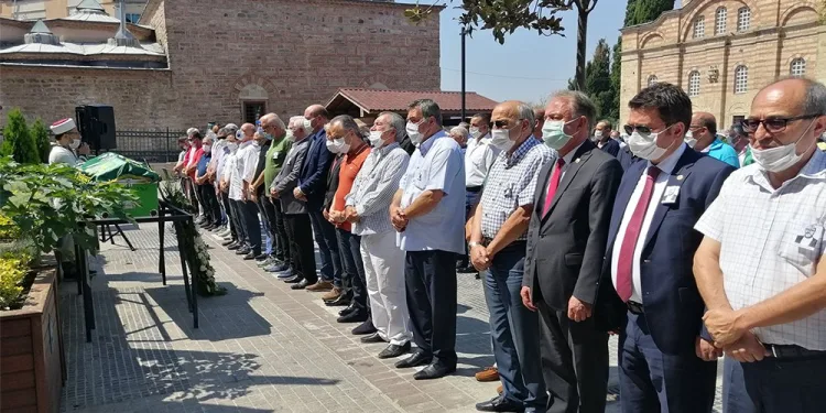 Bursaspor eski başkanı Murat Gülez son yolculuğuna uğurlandı