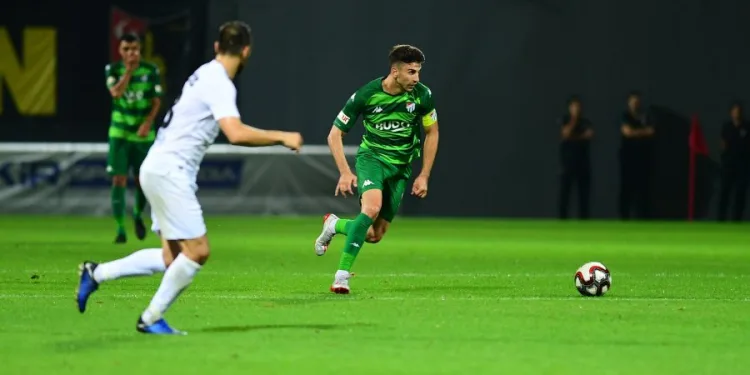 Bursaspor’da Onur Atasayar sözleşmesini feshetti