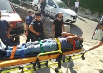 Yürüyüş yaparken 30 metreden aşağı düştü!