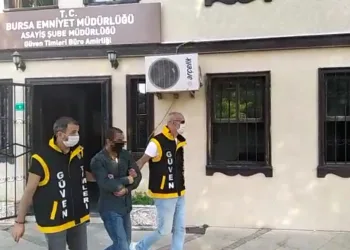 Yalova’daki dolar hırsızı Bursa’da yakalandı