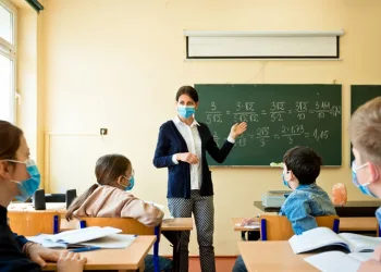 Okullar açılıyor mu? MEB’den son dakika açıklaması