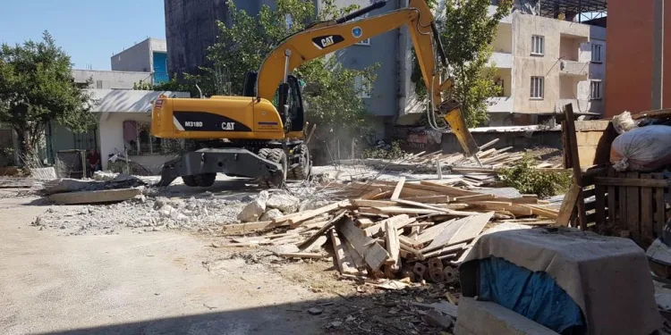 Gürsu’da kaçak yapılarla mücadele sürüyor