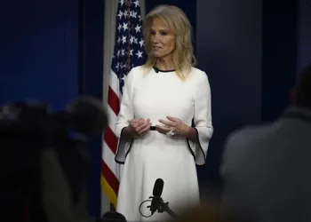 Trump’ın medya danışmanı istifa etti