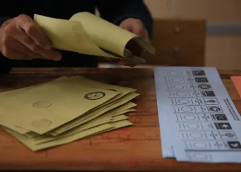 Son seçim anketinde dikkat çeken sonuçlar!