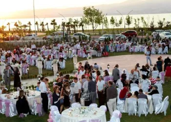 Denizli’de testi pozitif çıktı, Muğla’da düğünde bulundu