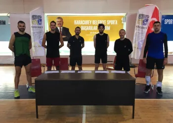 Karacabey Belediyespor Voleybol Takımı 10 oyuncu ile anlaştı