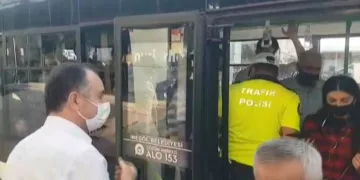Bursa’da tıka basa dolu otobüsü kaymakam boşalttı