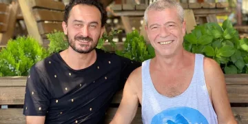 Levent Yüksel ve Tan Taşçı, tatil için İznik’i tercih etti