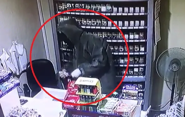 Bursa’da maskeli hırsız akaryakıt istasyonunu soydu