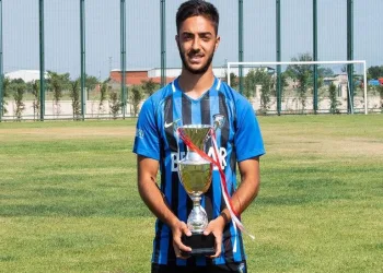 Mehmet Alp Karaman, Karacabey Belediyespor’da kaldı