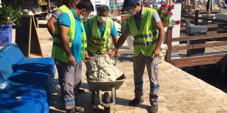 Otel bahçesinde süs olarak kullanılan tarihi esere el konuldu