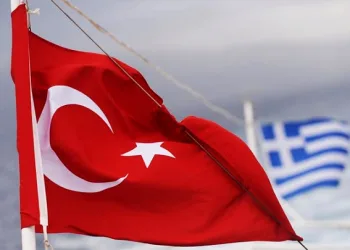 “Türkiye’nin kıyılarına silah doğrultmak akılsızlıktır”