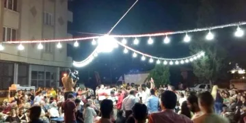 “Oynamayan korona olsun inşallah” diyen piyaniste ceza!